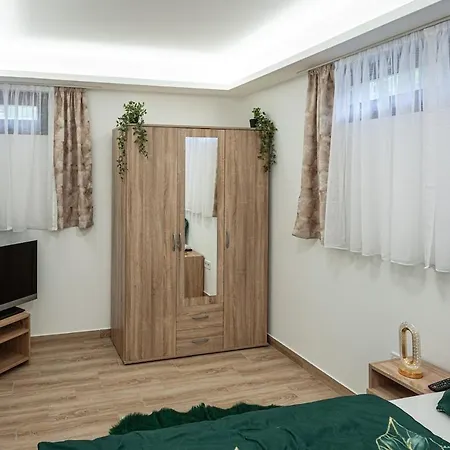 Apartament Sunrise Airport - Free Parking