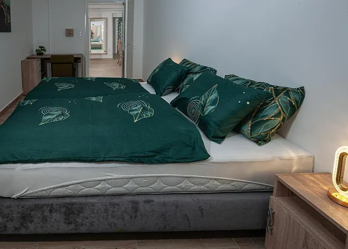 Sunrise Airport - Free Parking Budapest