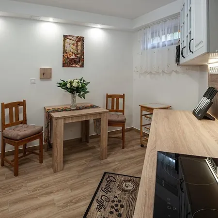 Appartement Sunrise Airport - Free Parking