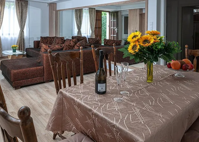 Sunrise Airport - Free Parking Apartment